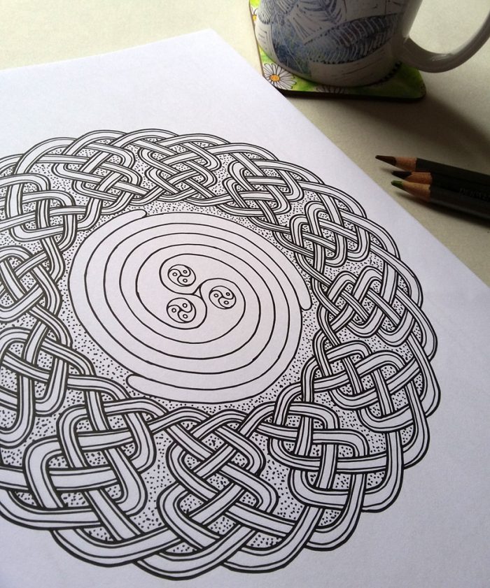 Celtic Knotwork Colouring Book